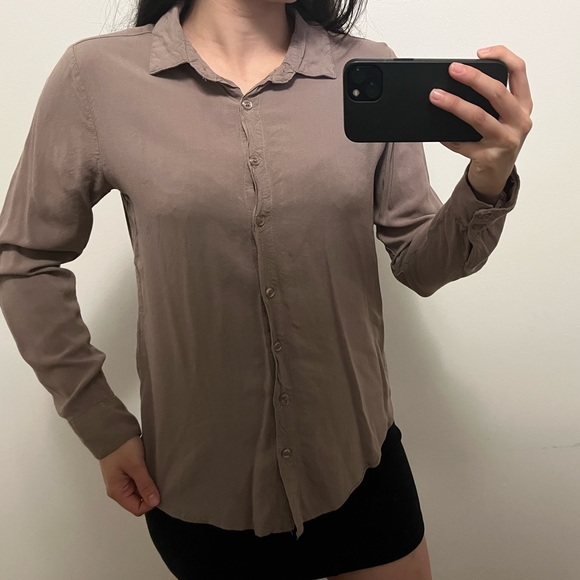 Beige blouse - Picture 2 of 3